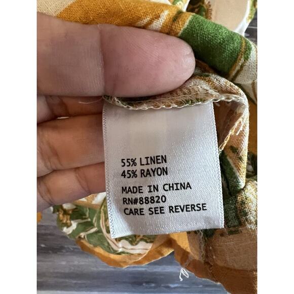 Haute Hippie Women Boho Linen Blouse top Sz L Paisley print Gold Beige Tie Neck - Picture 4 of 9